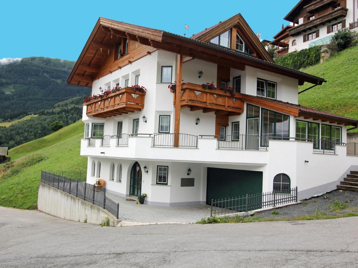 Modern Apartment In Hochgallmigg With Balcony מראה חיצוני תמונה